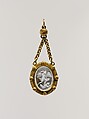 Badge of the Order of Saint Michael, Shell cameo, mounted in gold, with seashell motifs, French