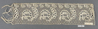 Pieces (2), Bobbin lace, Flemish