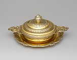 Bowl with cover (Écuelle) (part of a traveling set), Probably by Joachim-Frédéric Kirstein I (master in 1729), Silver gilt, French, Strasbourg