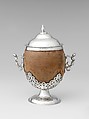 Cup with cover, Silver, nut, probably Dutch