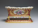 Jardinière and stand, Fontainebleau, Hard-paste porcelain, French, Fontainebleau