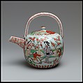 Wine pot and cover, Hard-paste porcelain, Japanese, for European market