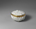 Snuffbox, Capodimonte Porcelain Manufactory (Italian, 1740/43–1759), Soft-paste porcelain, gold, Italian, Naples