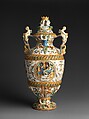Pharmacy jar with subjects from The Campaigns of Julius Caesar, Workshop of the Patanazzi Family (Italian, Urbino, late 16th–early 17th century), Maiolica (tin-glazed earthenware), Italian, Urbino