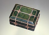 Box in the form of a banded trunk, House of Carl Fabergé, Nephrite, gold, ename, diamonds, Russian, Moscow