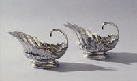 Pair of sauceboats, Pierre-Adrien Dachery (master 1765, working 1784), Silver, French, Saint Quentin