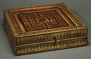 Draughtsmen (30) and box-board for checkers, backgammon and nine-men's morris, Leather, gold (?), Spanish