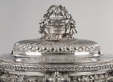 Tureen with cover and liner, Jacques-Nicolas Roettiers (1736–1788, master 1765, retired 1777), Silver, French, Paris