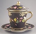Cup with cover, Jean-Baptiste-Edouard Honoré (active ca. 1820–55), Hard-paste porcelain, French, Paris