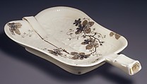 Dish, Edouard-Alexandre Dammouse French, Hard-paste porcelain, French, Limoges