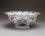 Bowl with coat of arms of the Horsmanden family, Hard-paste porcelain, Chinese, made for British market