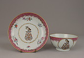 Bowl, Hard-paste porcelain, Chinese, for British market