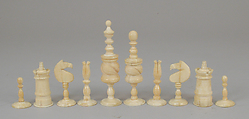 Chessmen (32), Bone, British