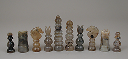 Chessmen (32), Opaline and moss agate, Chinese