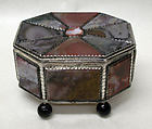 Box (part of a set), Agate with silver mounts, black onyx, Southern German
