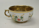 Tea cup (part of a service), Nymphenburg Porcelain Manufactory (German, 1747–present), Hard-paste porcelain, German, Nymphenburg