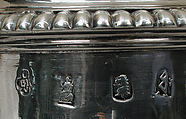 Chocolate pot, Benjamin Bradford (entered 1697), Silver, wood, British, London