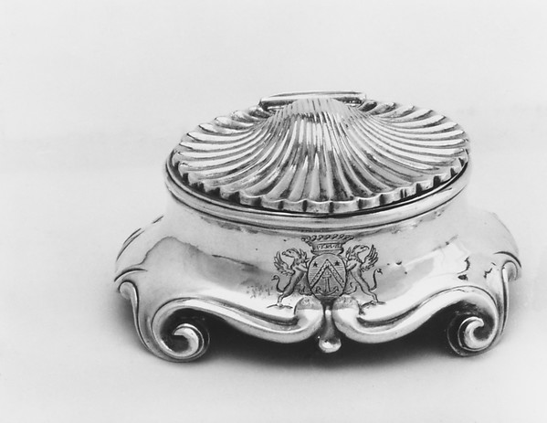 Pair of pepper boxes by Etienne Barrau, The Metropolitan Museum of Art
