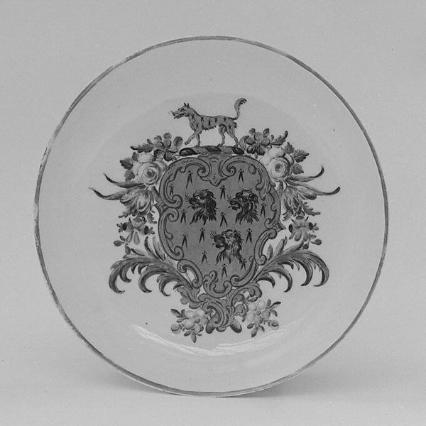 Saucer (part of a service)