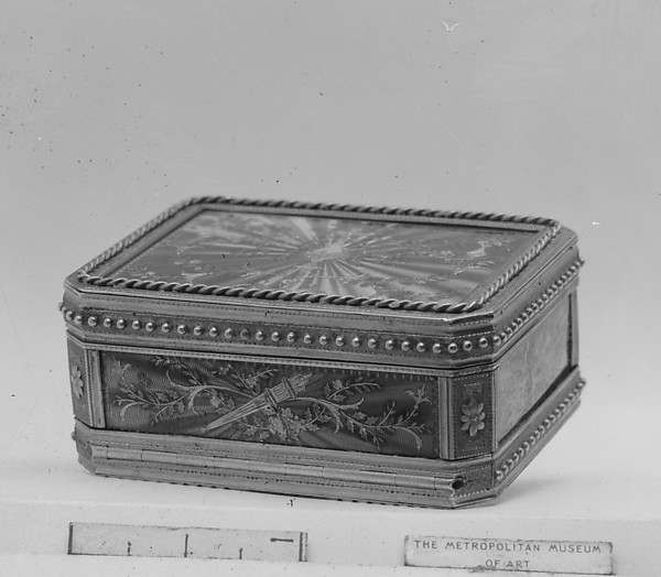 Patch box by Jean Nicolas Pique