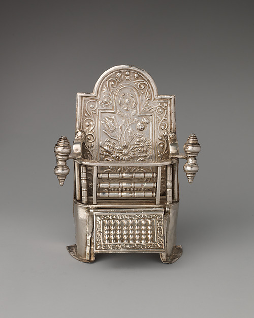 Miniature fireback (part of a set)
