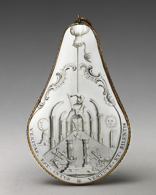 Pendant with Masonic symbols