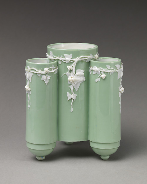 Triple cylindrical body vase with ivy motif by Minton(s), The Metropolitan Museum of Art