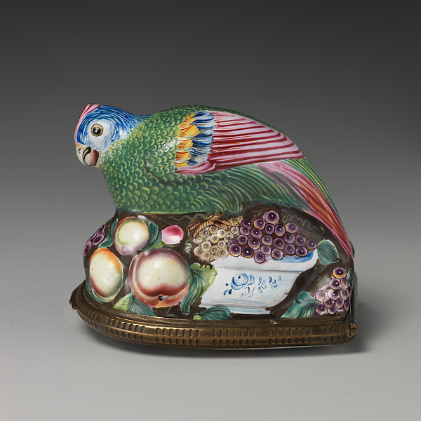 Bonbonnière in the form of a bird (parrot), Robert Hancock, ca. 1770–80