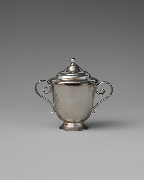 Miniature cup