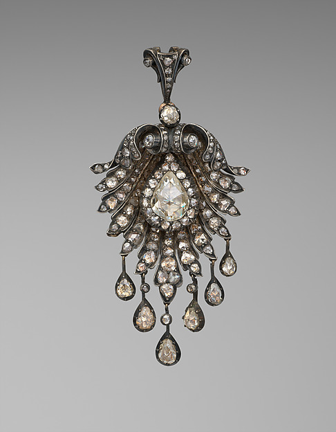 Brooch or pendant