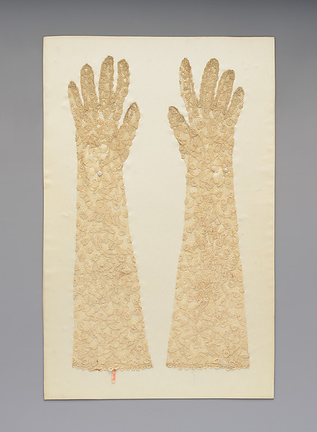 Glove (one of a pair)
