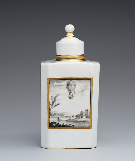 Tea caddy with cover