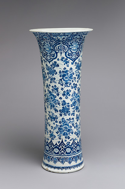 Beaker vase (one of a pair, part of a garniture)
