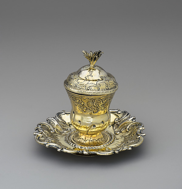 Urn-shaped inkwell with cover on stand by Abraham Drentwett IV, The Metropolitan Museum of Art