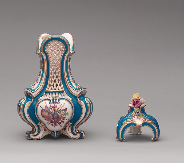 Vase with cover (vase pot-pourri triangle) (one of a pair) by Sèvres Manufactory, The Metropolitan Museum of Art