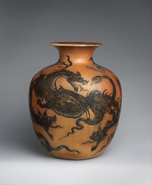 Pot with dragons