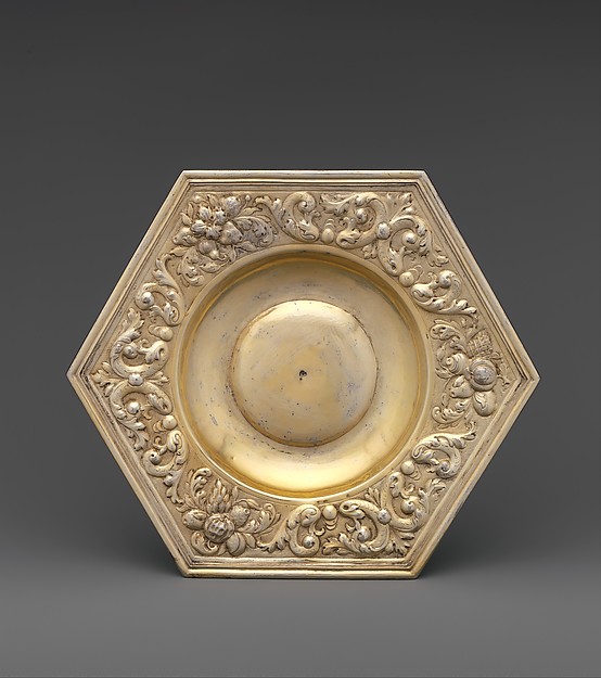 Hexagonal dish (part of a set)