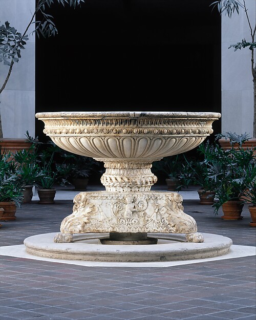Giuliano da Maiano, Fountain with Arms of Jacopo de' Pazzi