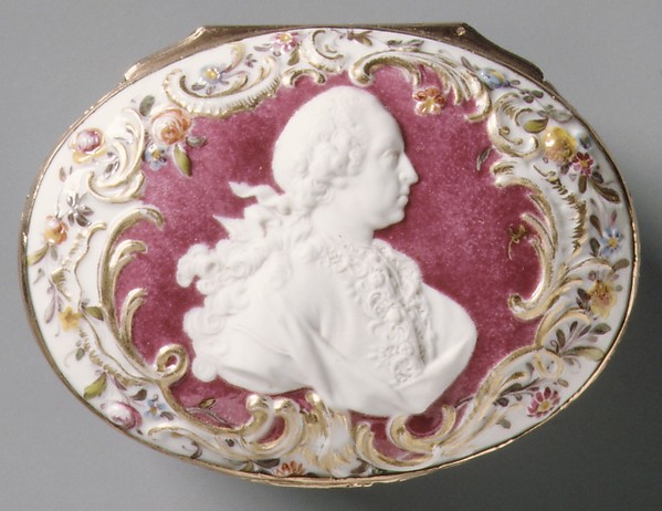 Nymphenburg Porcelain Manufactory, Snuffbox
