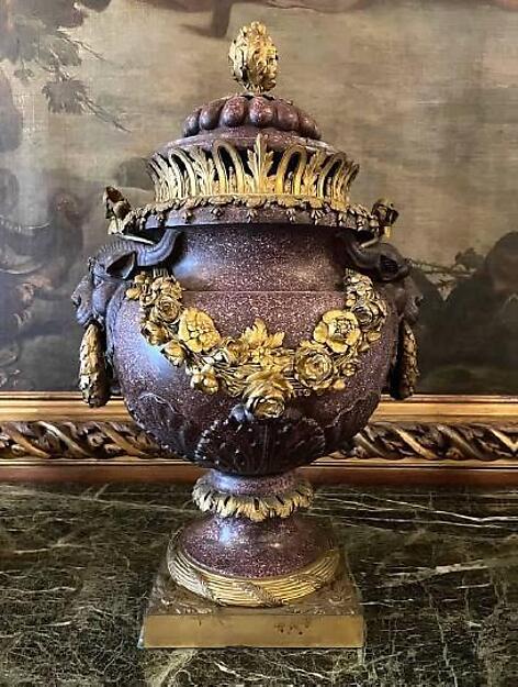Urn with cover