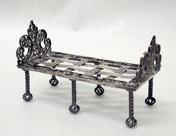 Miniature daybed (part of a set) by an unrecorded maker, The Metropolitan Museum of Art