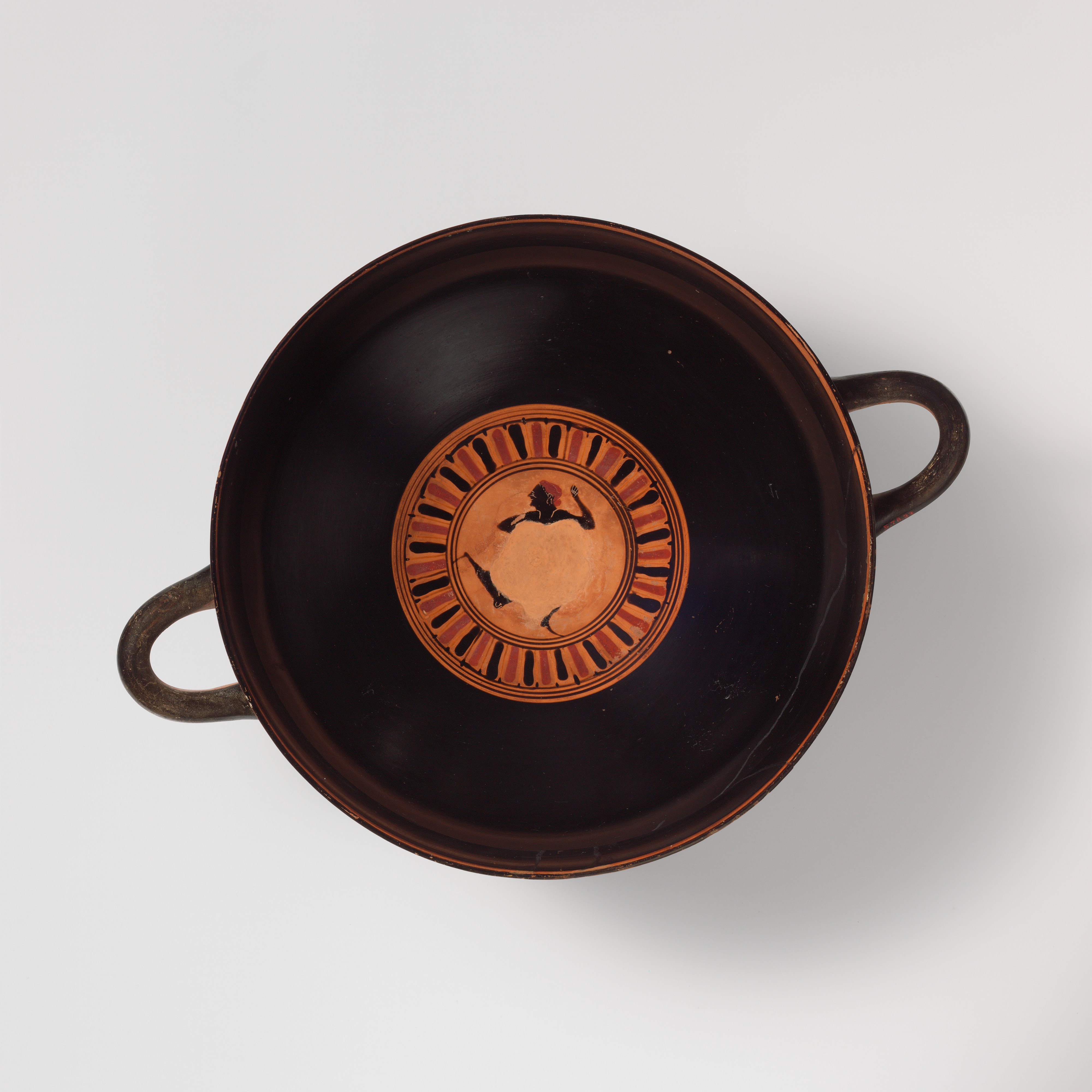 | | Archaic cup to Terracotta Attic Museum Metropolitan Painter Sandal | kylix: Siana of Art Greek, (drinking The cup) the | Attributed