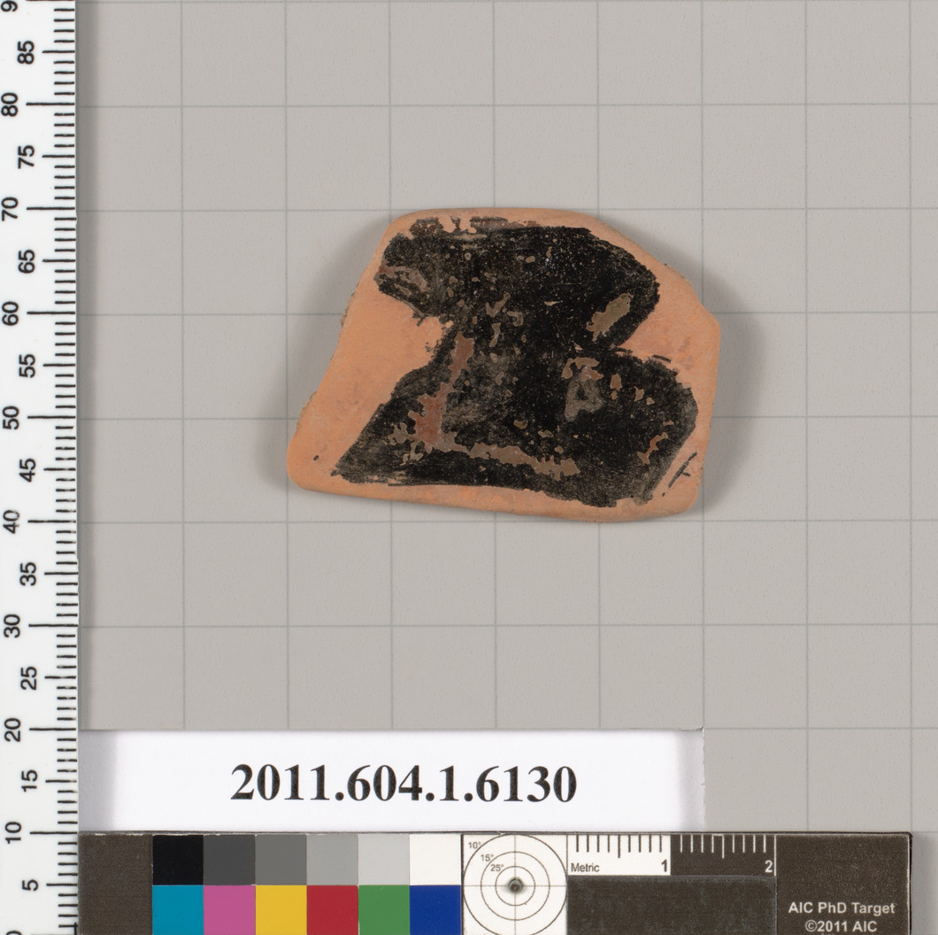 Terracotta rim fragment of a kylix (drinking cup)