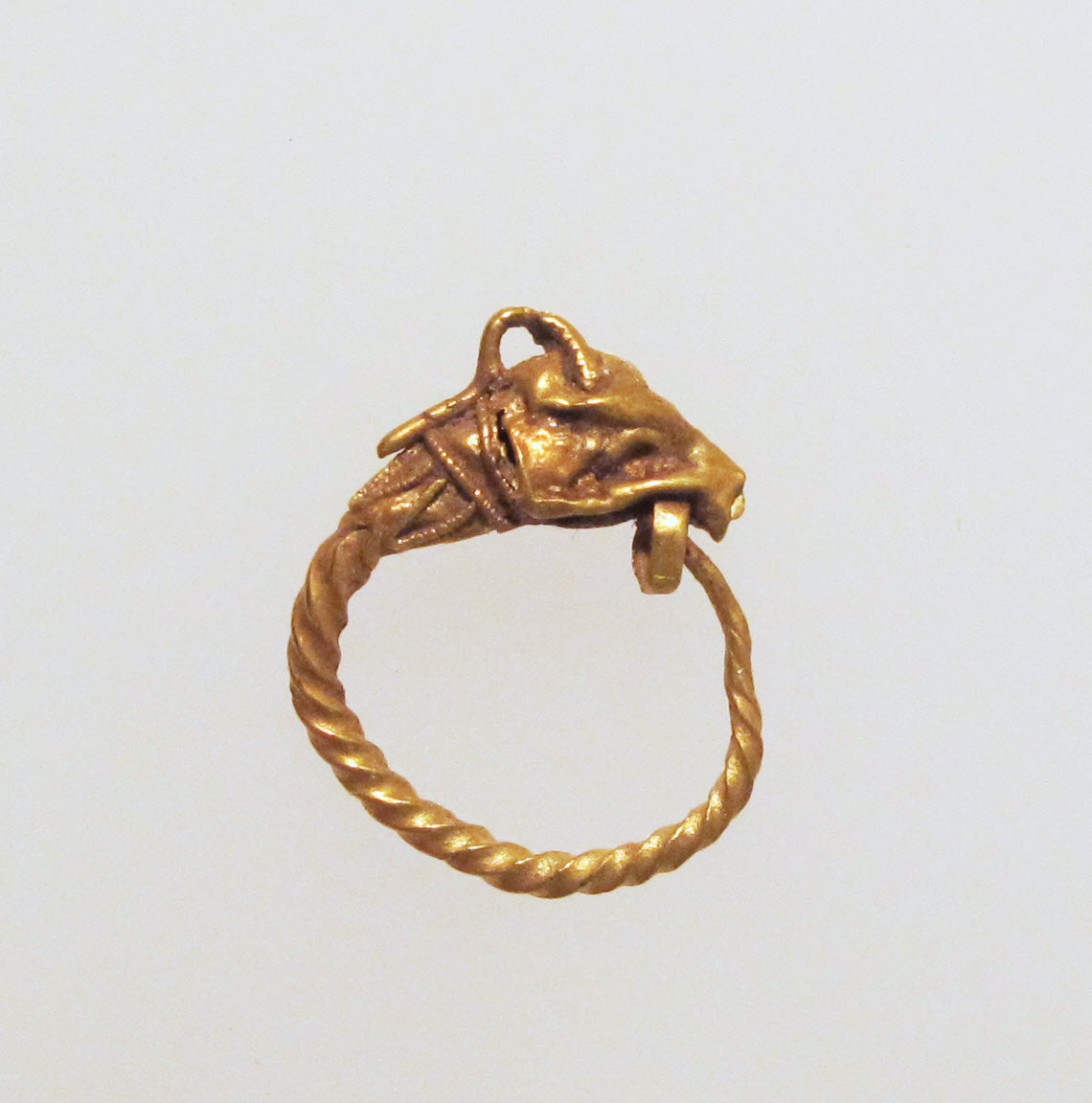 Gold earring with head of an animal | Greek | Classical or Hellenistic ...