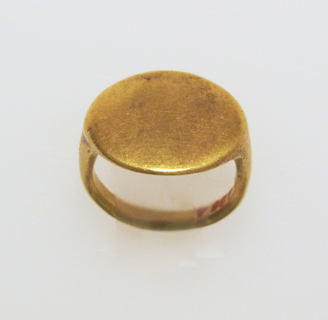 ring-the-metropolitan-museum-of-art