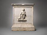 Marble funerary altar, marble, Roman