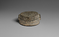 Chlorite pyxis (box), Chlorite, Greek