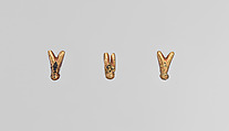 Gold pendant shaped like a fly, Gold, Cypriot