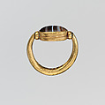 Gold ring with plain agate scaraboid, Gold, agate, Greek