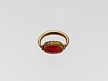 Gold ring with plain carnelian scaraboid, Gold, carnelian, Greek